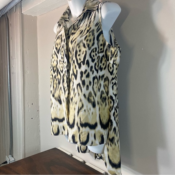 Milano Top Animal Print Sleeveless Women Top M Button Down - Picture 2 of 9